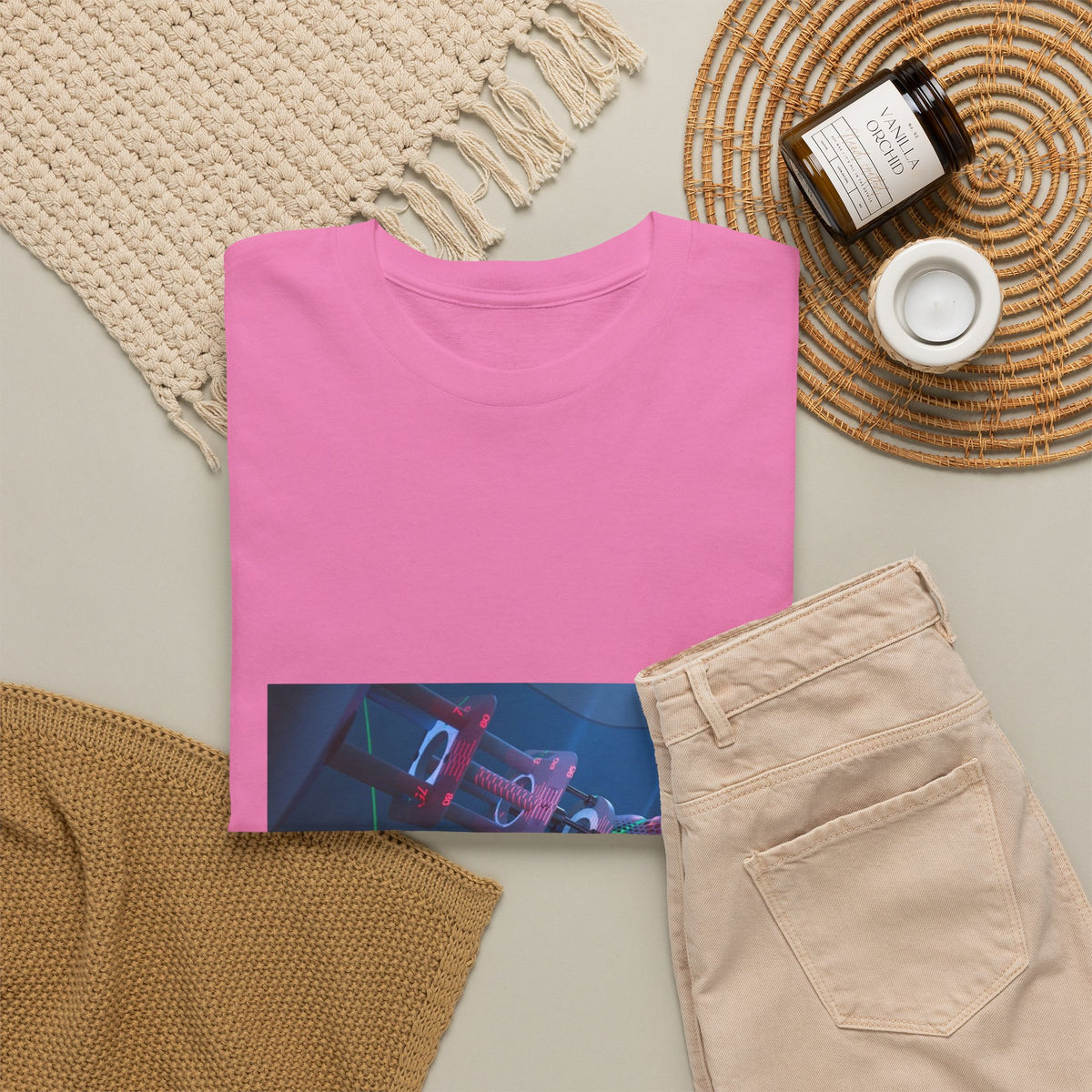 Untitled Vibe Graphic Tee