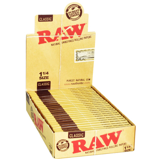 RAW Classic 1 1/4" Rolling Papers