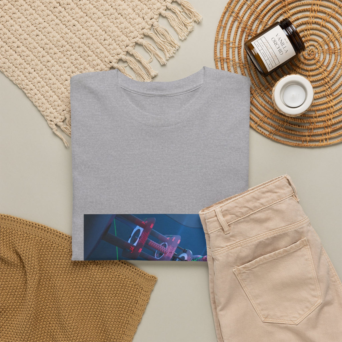 Untitled Vibe Graphic Tee