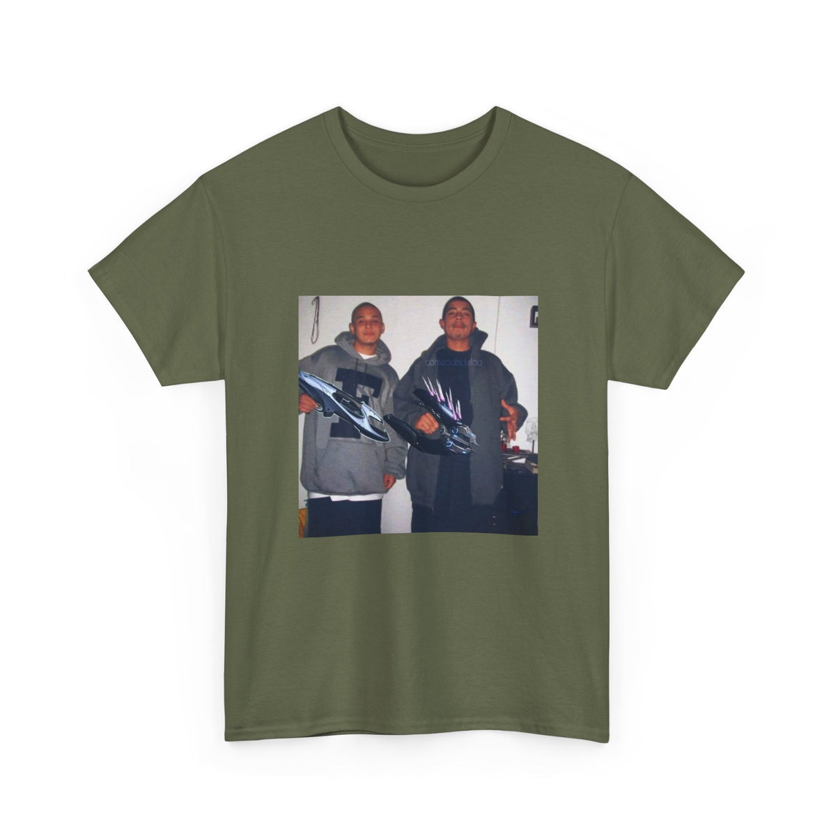 Midnight Leaf Pulse Graphic Tee
