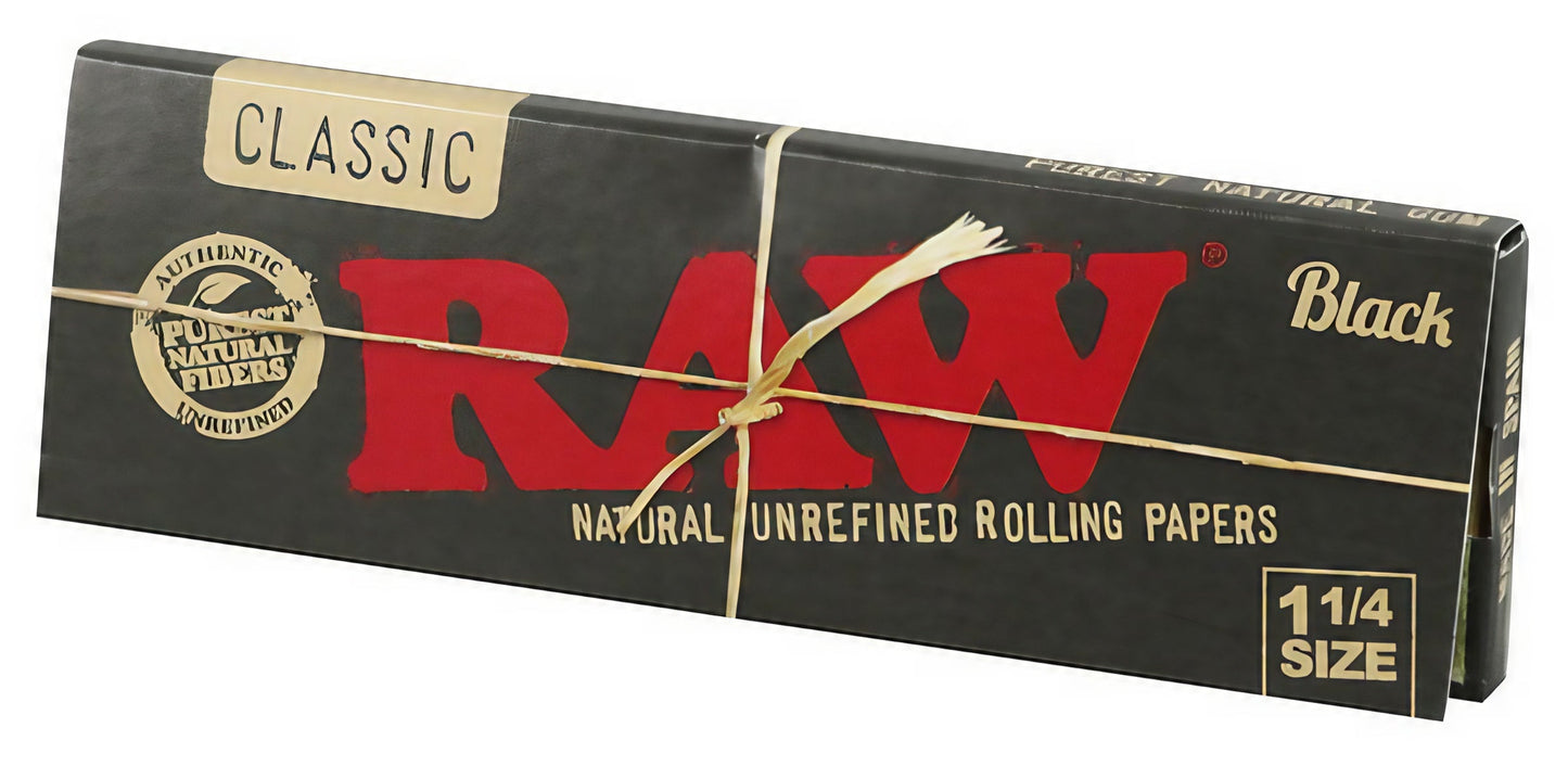 Raw Black Classic 1 1/4" Rolling Papers