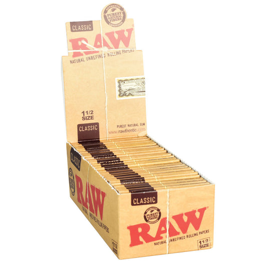 Raw Classic Rolling Papers 25pc Display - 1 1/2" Size, 33 Leaves/Booklet